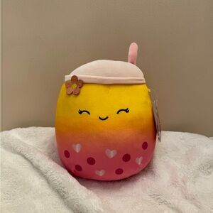 Squishmallow Bergit Bubble Tea Valentine’s Edition
